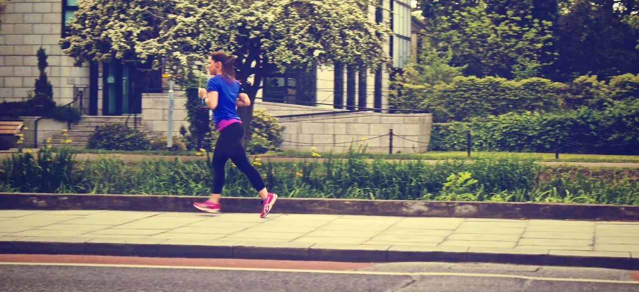 woman-jogger-jogging-sport.jpg