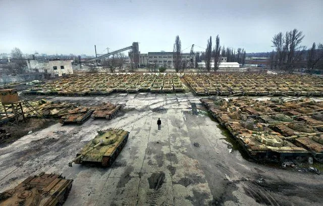 tank-graveyard-ukjnjnraine.jpg