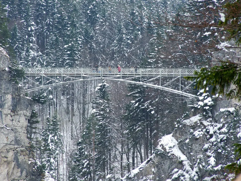 Marienbruecke, Germany.jpg