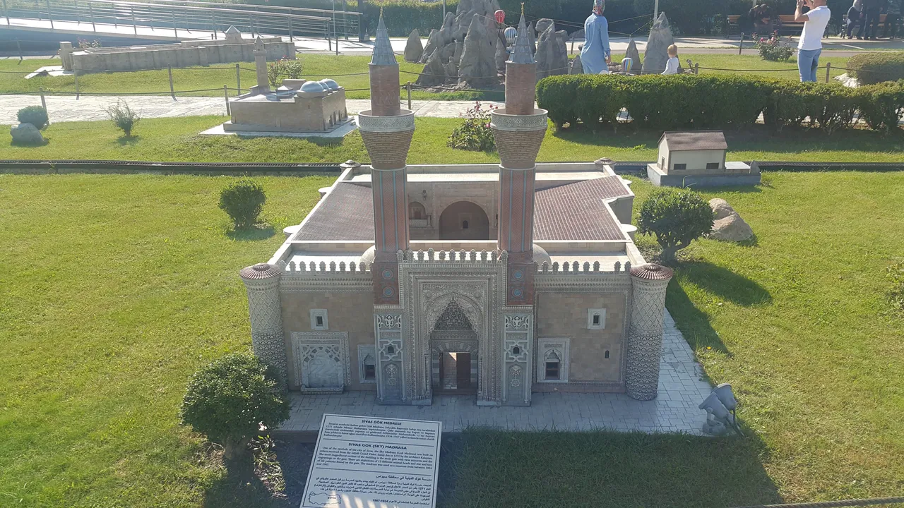 sivas gök medrese.jpg