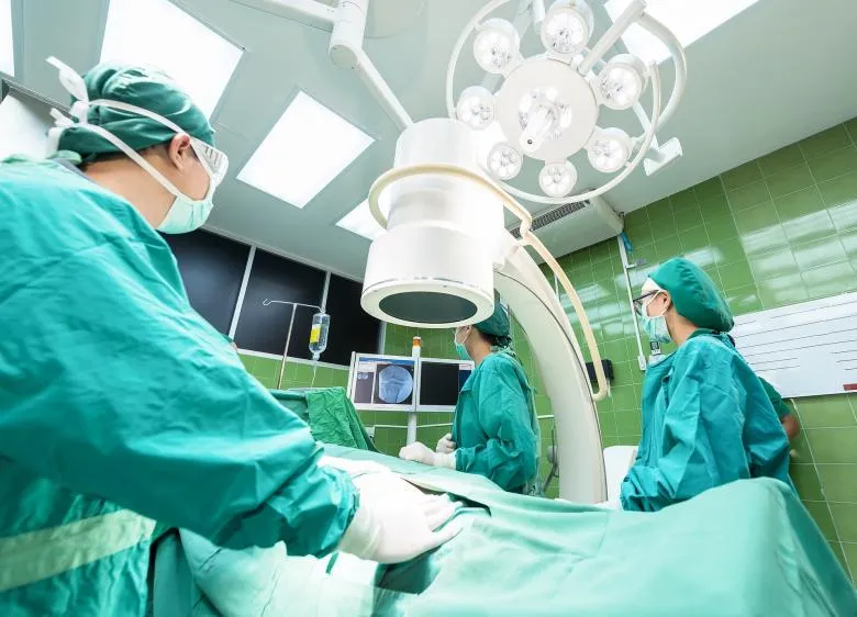 https://www.stockvault.net/photo/218431/surgery-in-progress