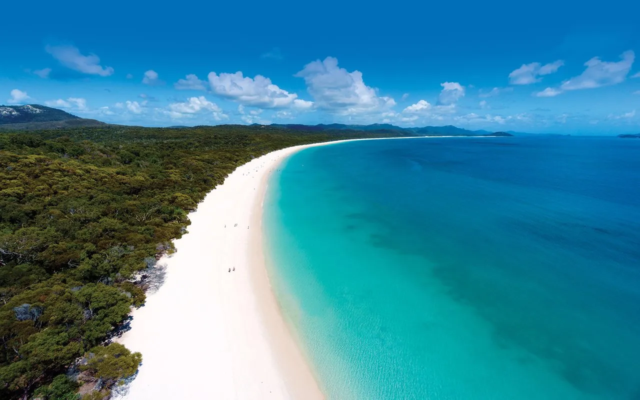 Whitehaven Beach in Whitsunday Island, Australia: one of the world's most beautiful beaches