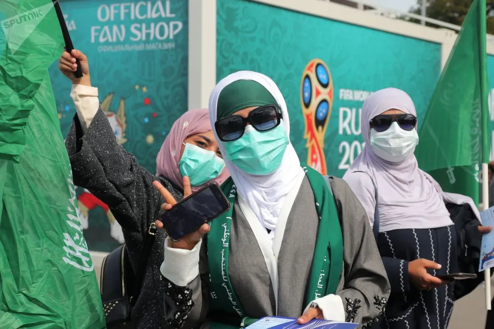 Saudi-female-fans-of-ahead-World-Cup-match-between-Russia-and-Saudi-Arabia.jpg