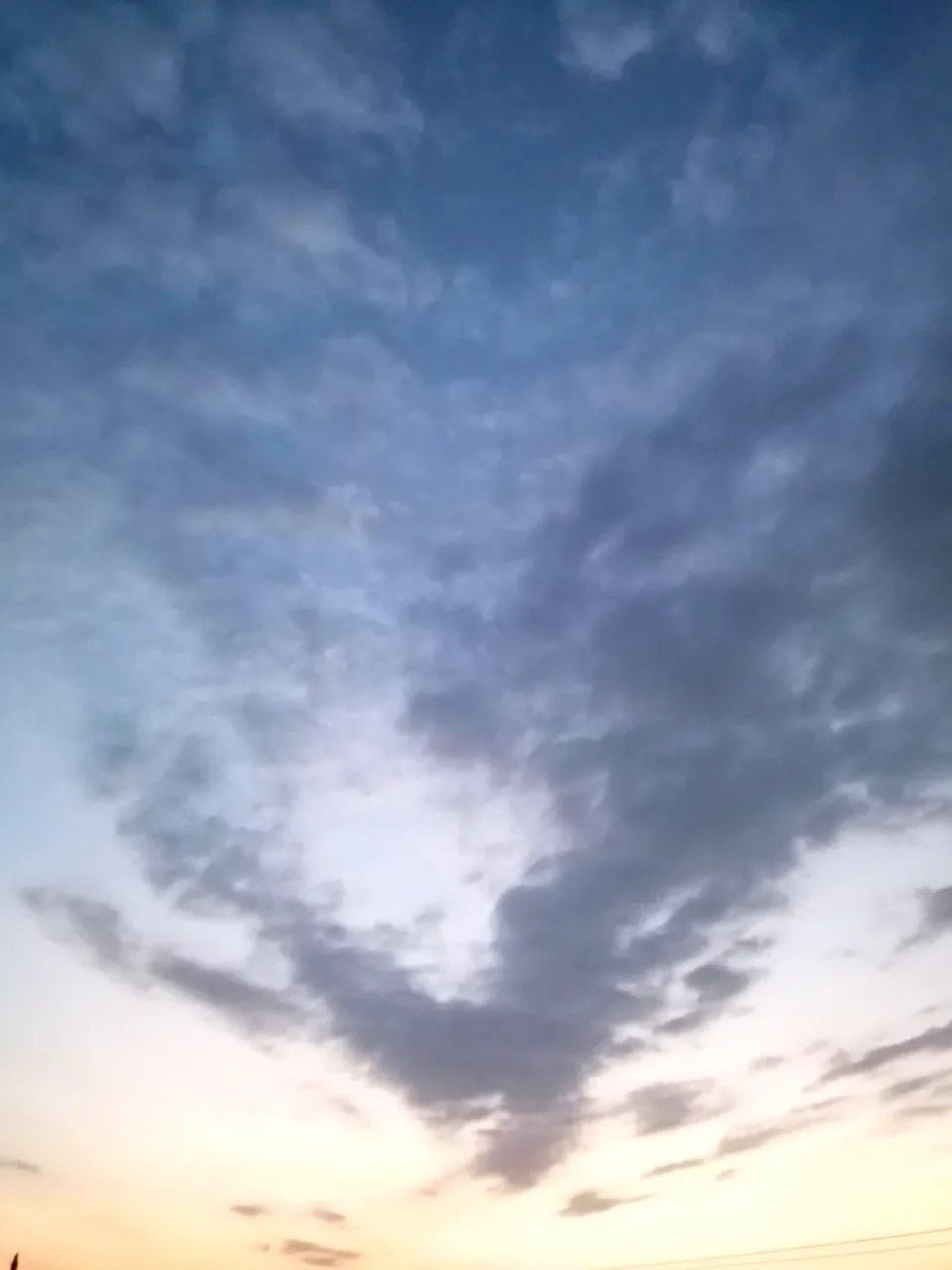 clmgjwfqn023t15sz527dbui3_atar.webp