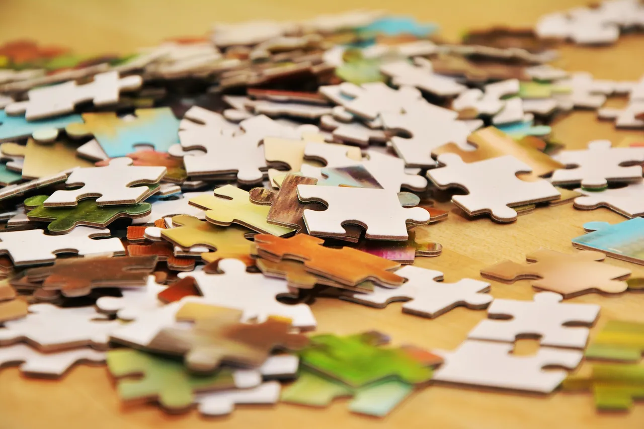 pieces-of-the-puzzle-1925425_1920.jpg