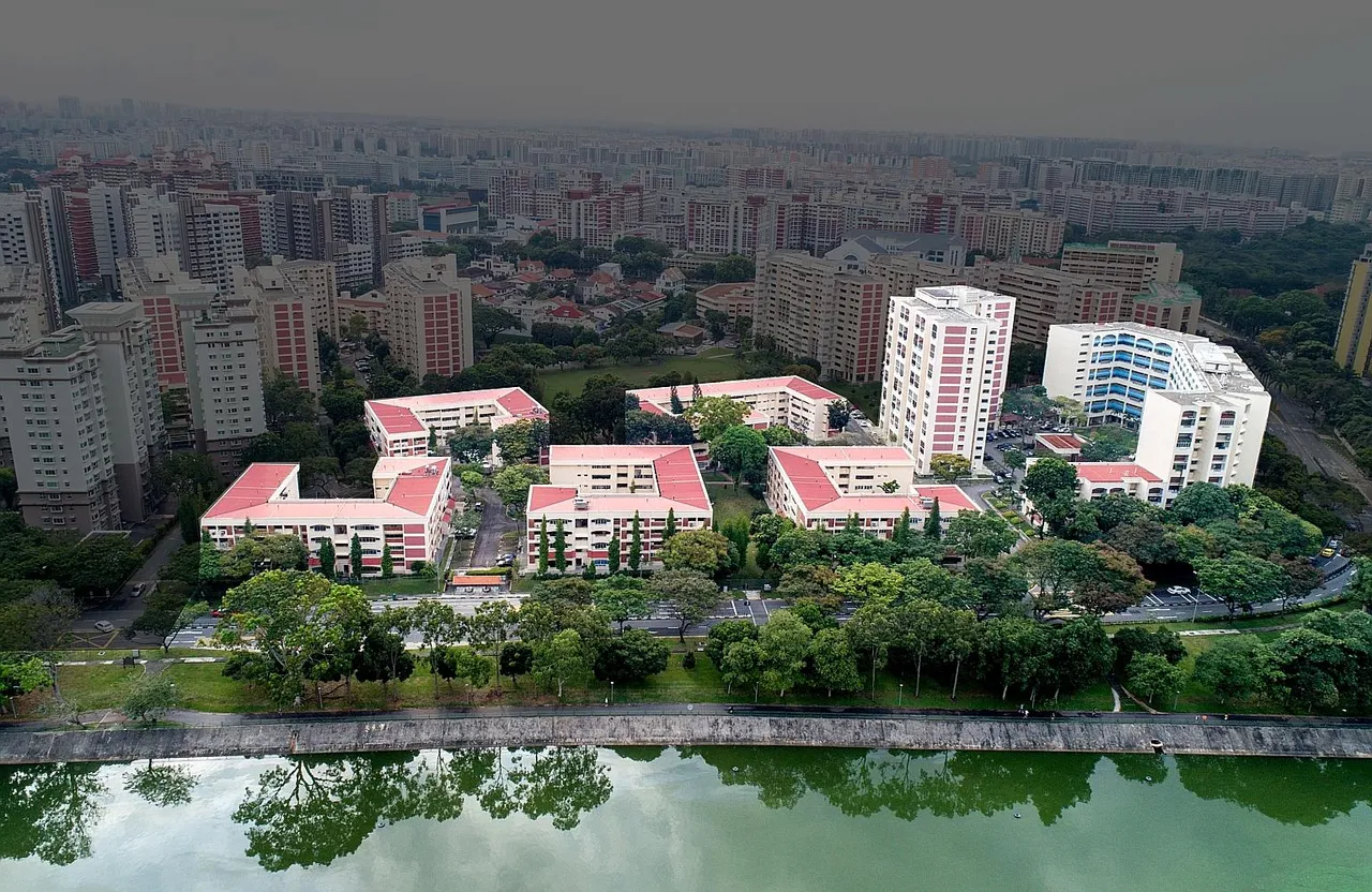 Riverfront residences hougang.jpg