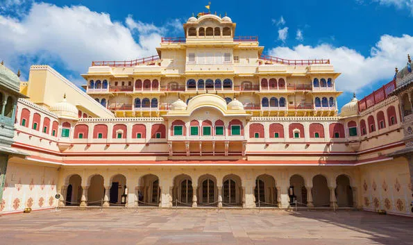 1525548623_City_Palace_Jaipur.jpg.jpg