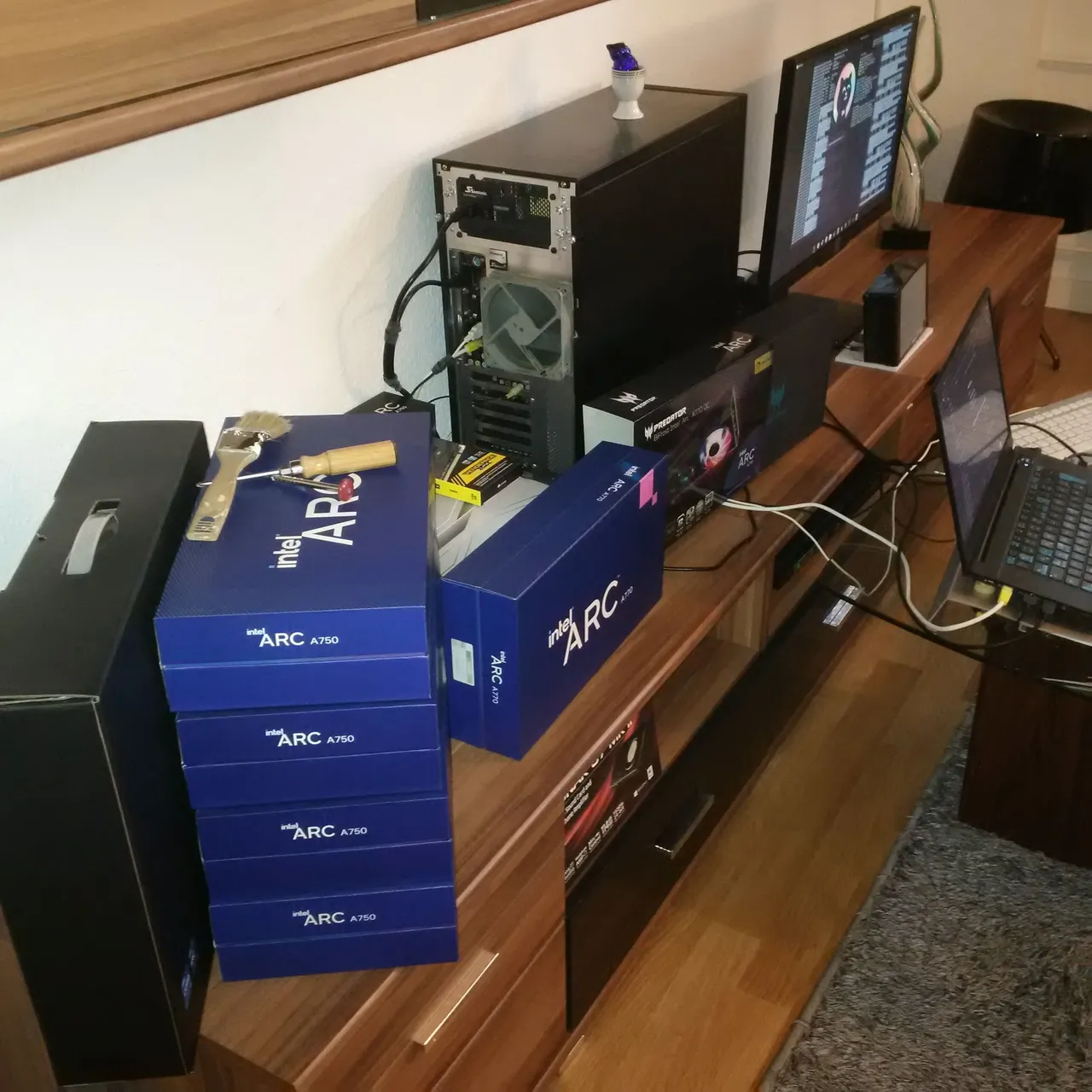 intelsuchbild.jpg