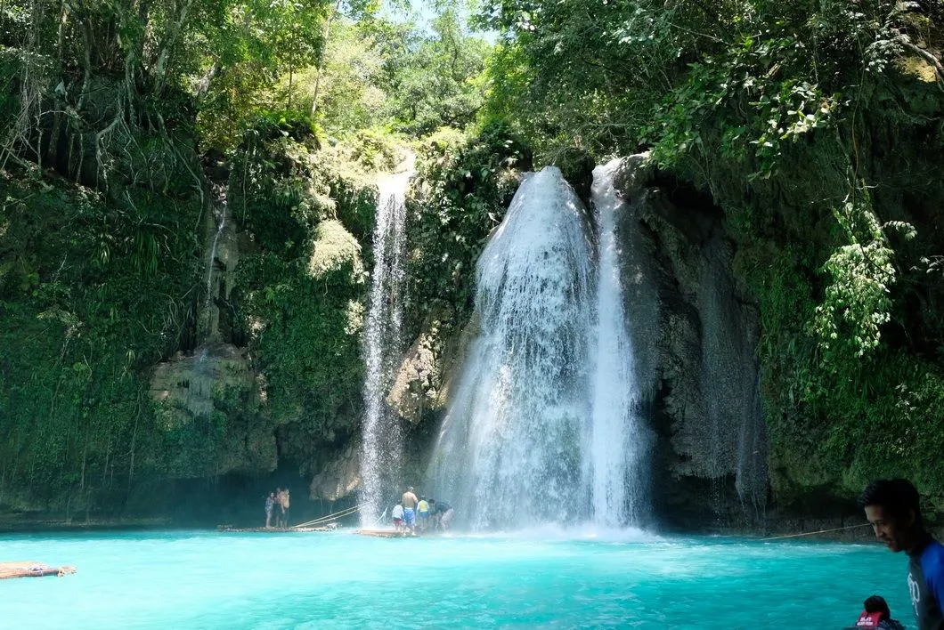 DSCF1126 - Copy kawasan falls.jpg