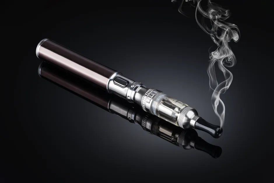 health-e-cigarette-risk-danger-flavor.jpg