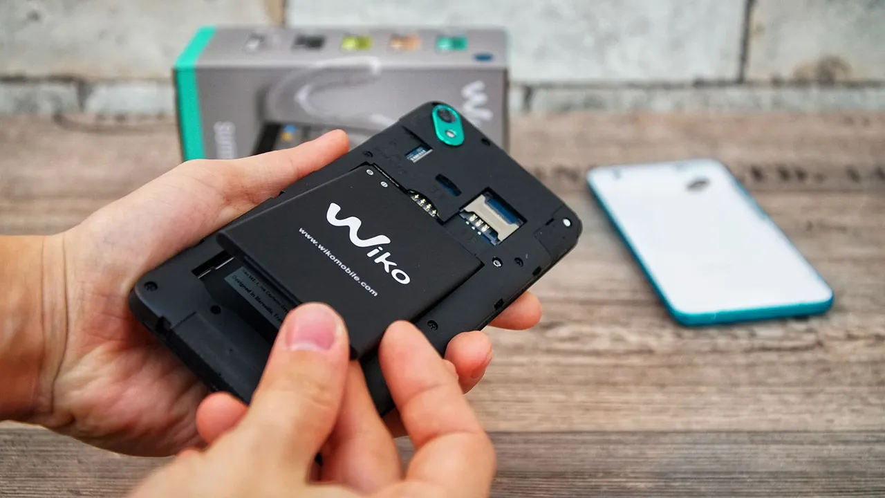 12_Wiko Sunny 2 Plus Unboxing.jpg