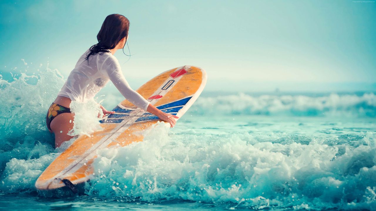 surfing-3840x2160-girl-sea-wave-11220.jpg