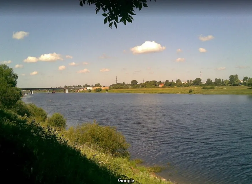 bridge across the Volga river.jpg