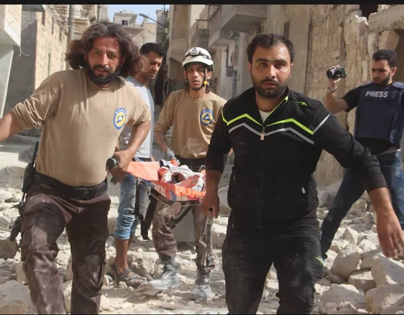 Hadi and the white helmest .png