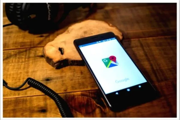 Global Positioning System navigation and Google maps