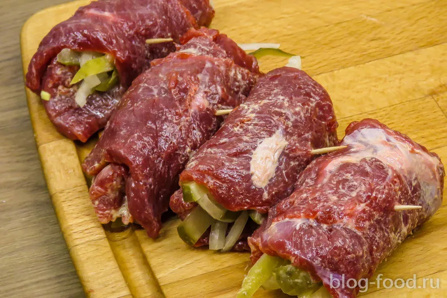 Beef Rolls with pickles