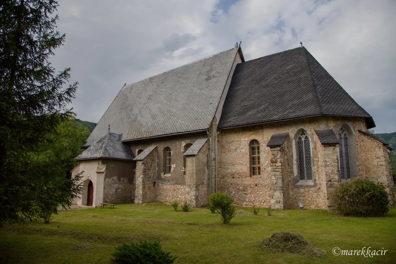 Old church in Plešivec