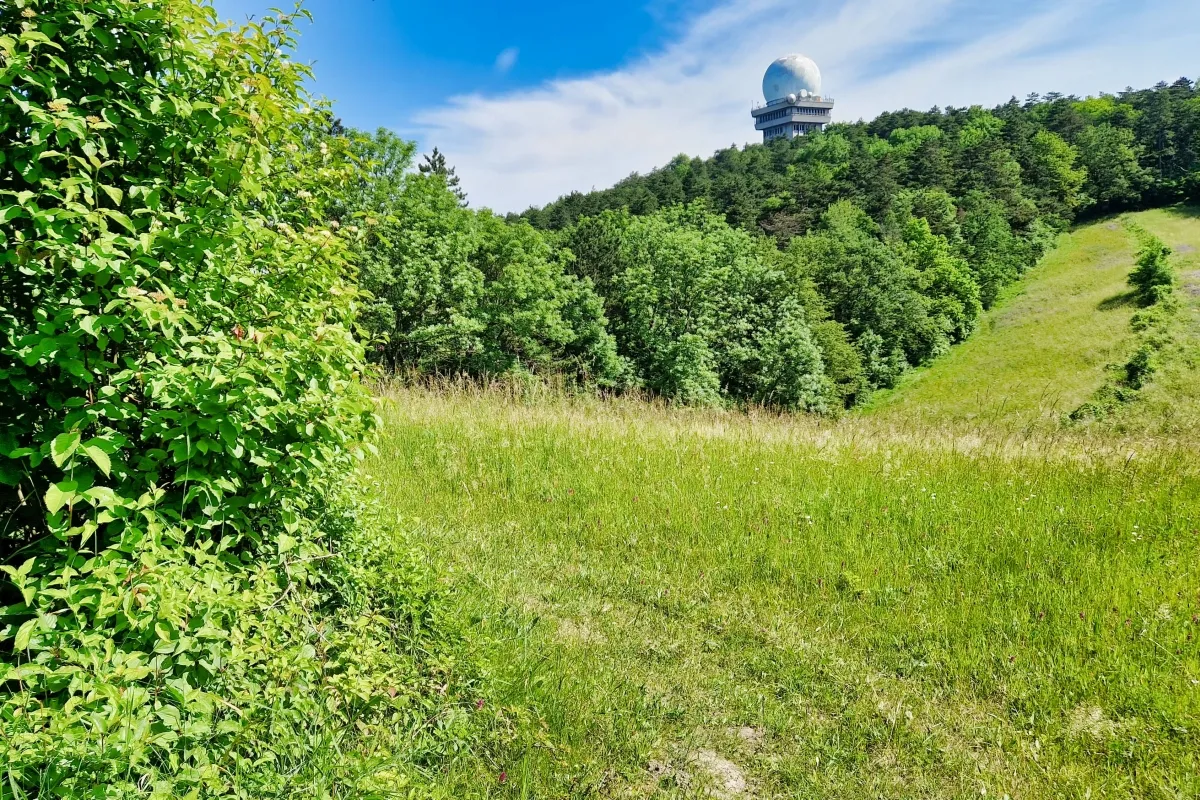 Radar station