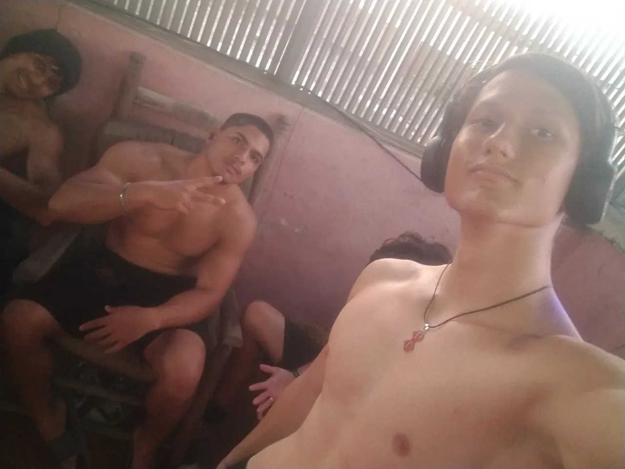C4BW6uUFzTKhjcFG_IMG_20250408_185256.webp