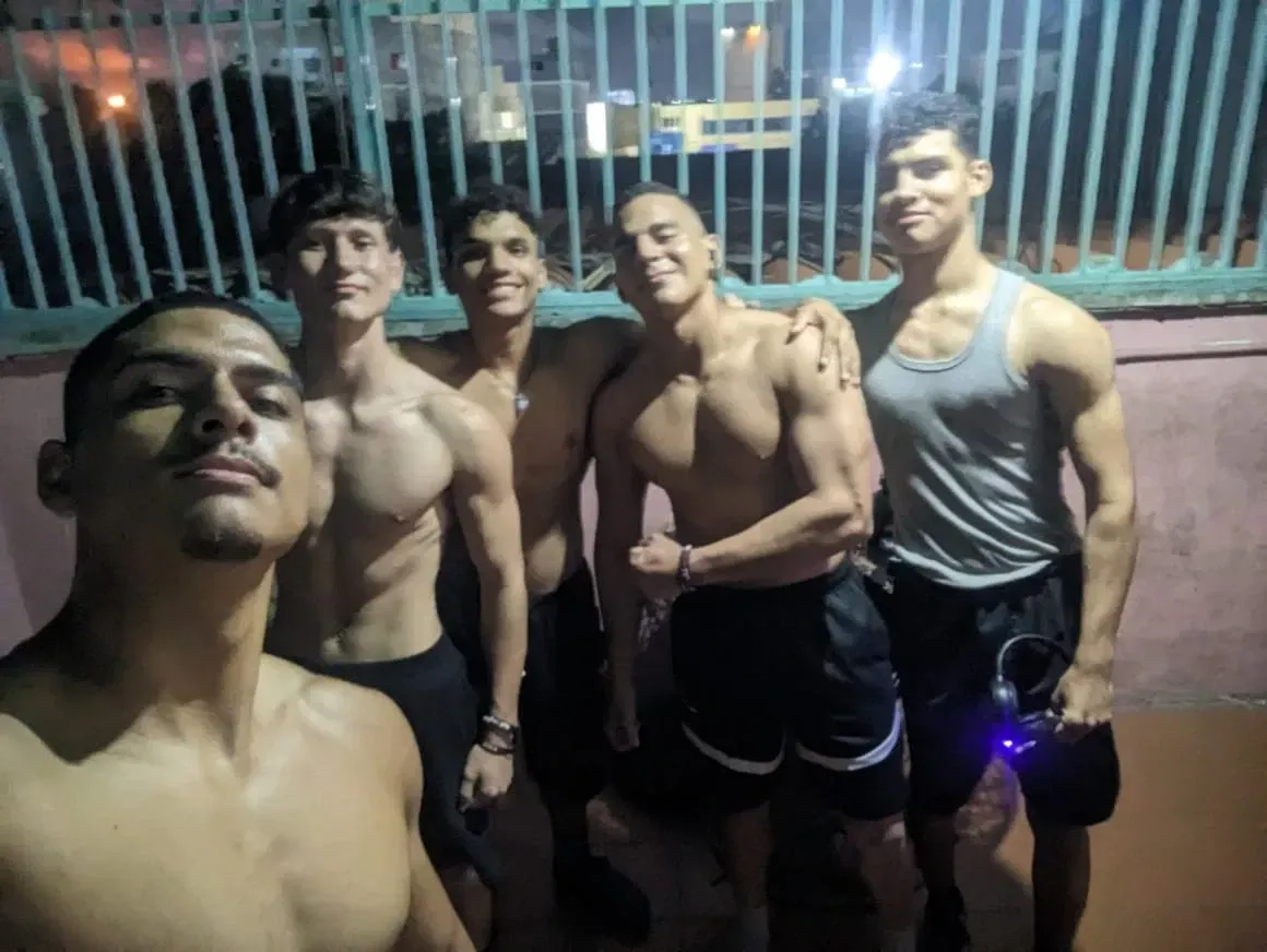 g3B625ACADGXUNIk_IMG-20250613-WA0079.webp