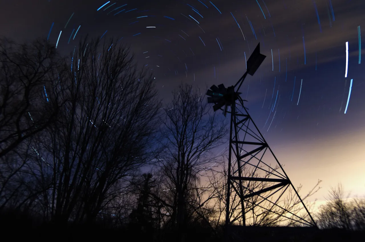 2021-12-24 Star Trails 4.jpg