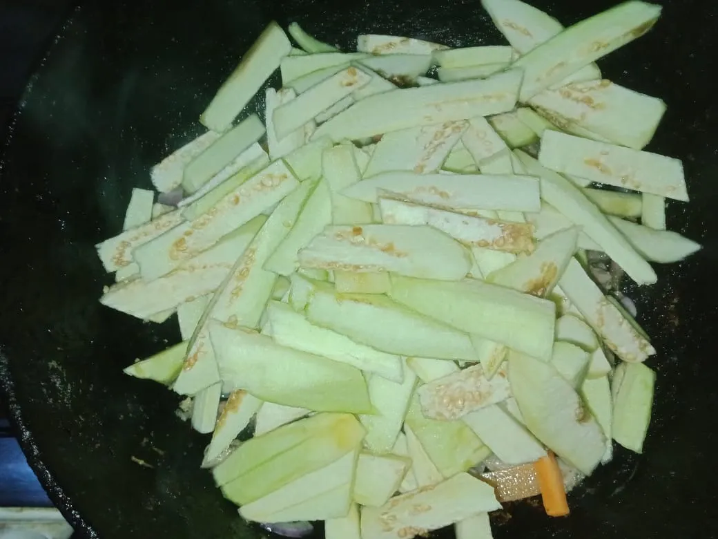 CARNE CON BERENJENA (5).jpeg