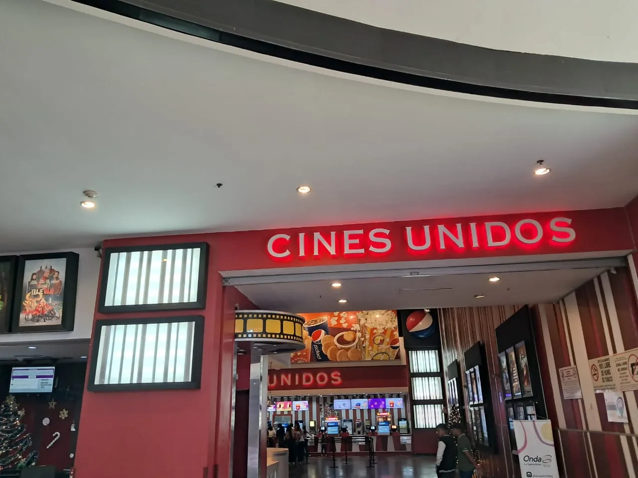 cine juegos domo} (9).jpeg