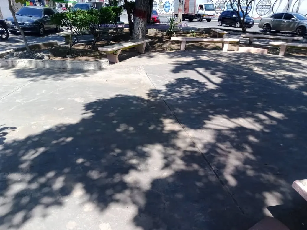 plaza (19).jpeg