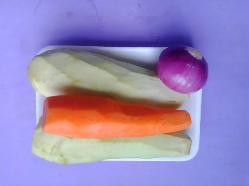 CARNE CON BERENJENA (1).jpeg