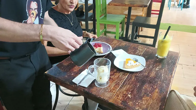 cafebreria 2.jpg