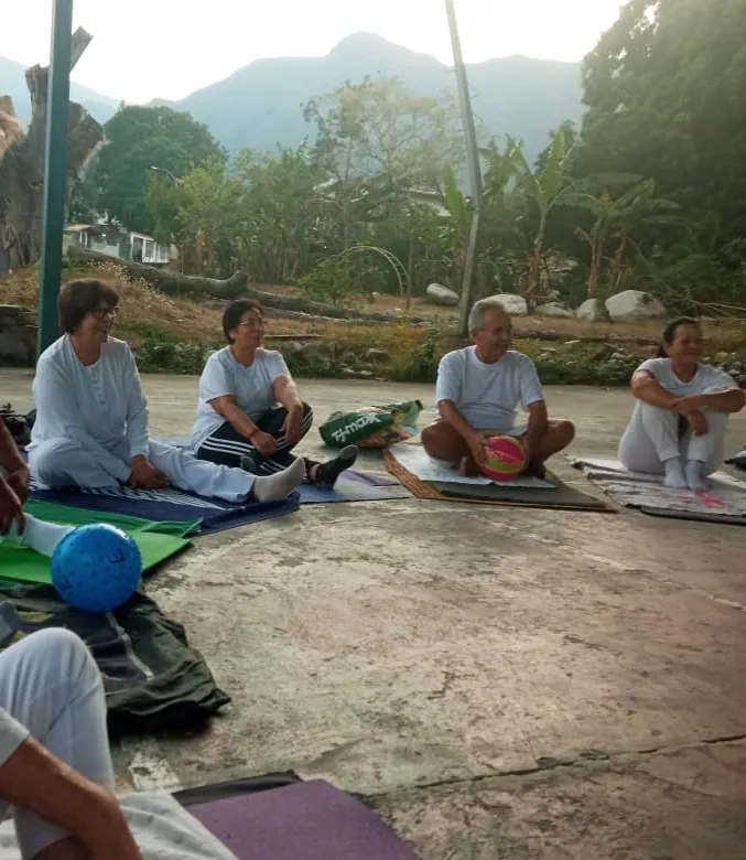 yoga 2 cuerpo.jpg