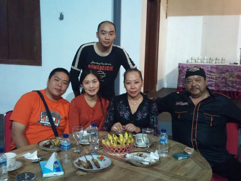 Sanjaya Family.jpg