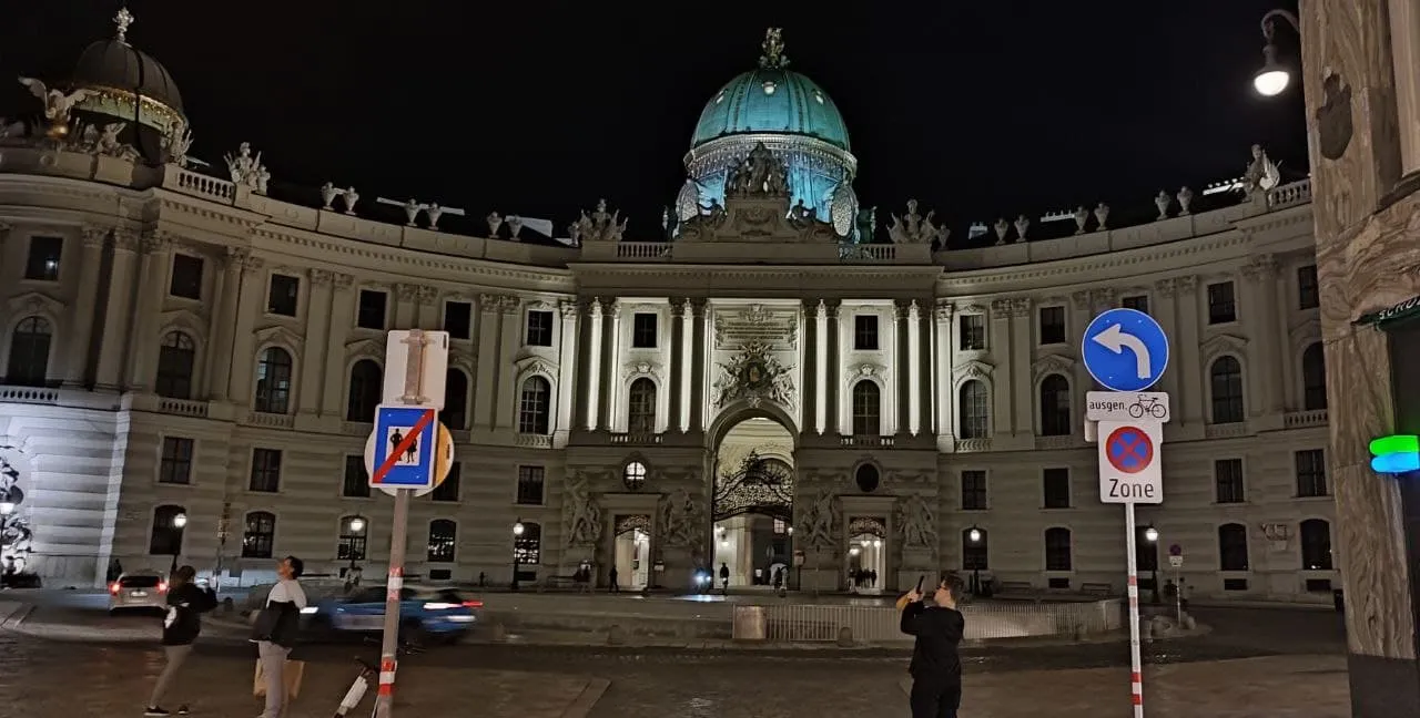 hofburg students august.jpg