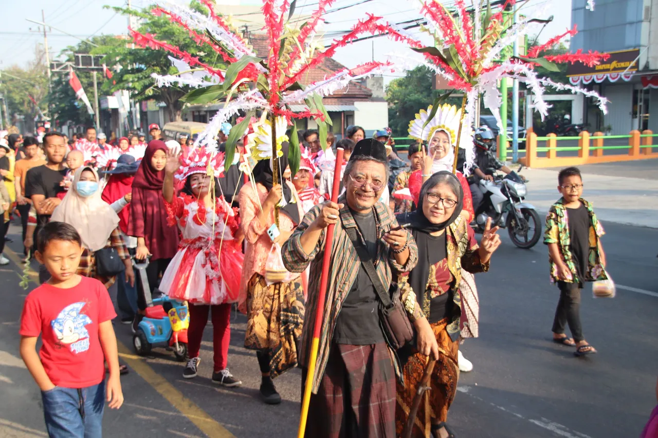 karnaval agustus 23-10.JPG