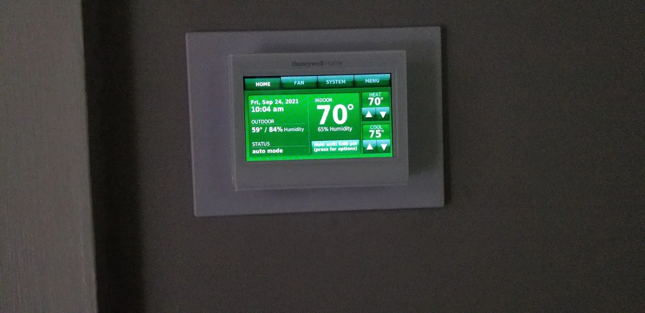 Hall thermostat.jpg