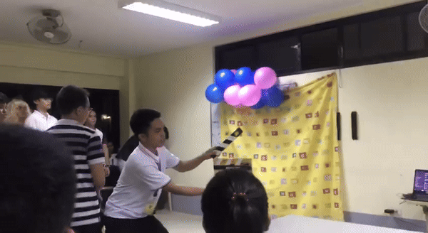 ezgif.com-video-to-gif-converter (4).gif