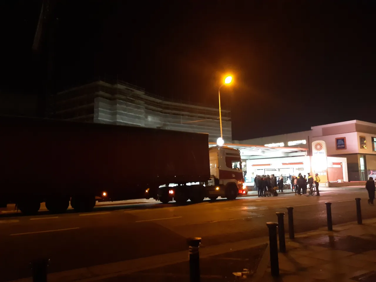 20221122_181909.jpg