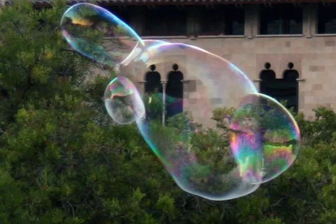 Bubble_Crop_001.jpg