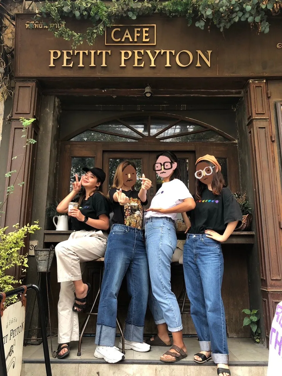 LINE_ALBUM_Petit peyton_240130_44.jpg