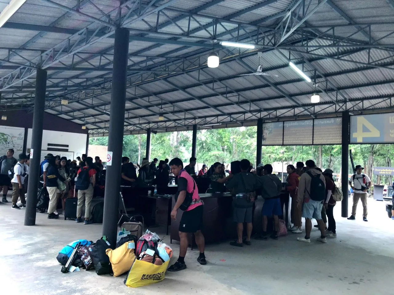 LINE_ALBUM_Phu kradeung_231007_103.jpg