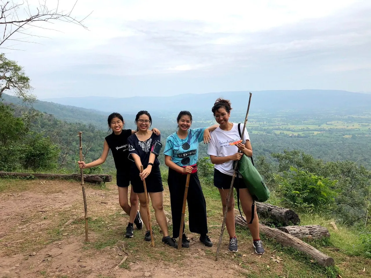 LINE_ALBUM_Phu kradeung_231007_86.jpg