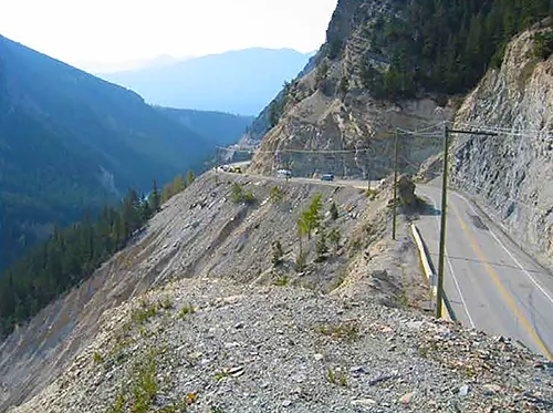 Taken from https://www.kickinghorsecanyon.ca/construction/traffic-management