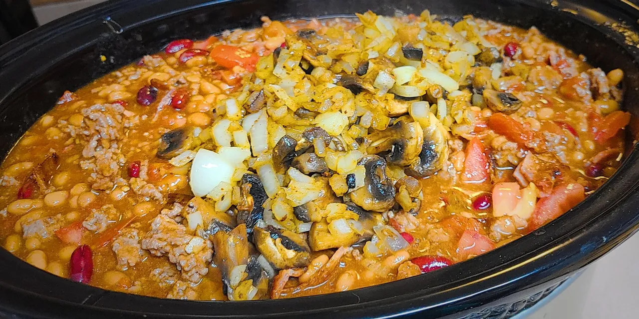 chili onion mush in pot.jpg