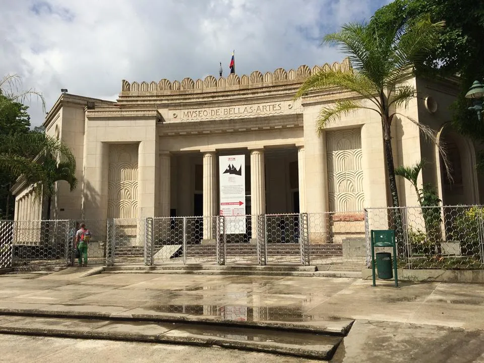 Museum_of_Fine_Arts_Caracas.jpg
