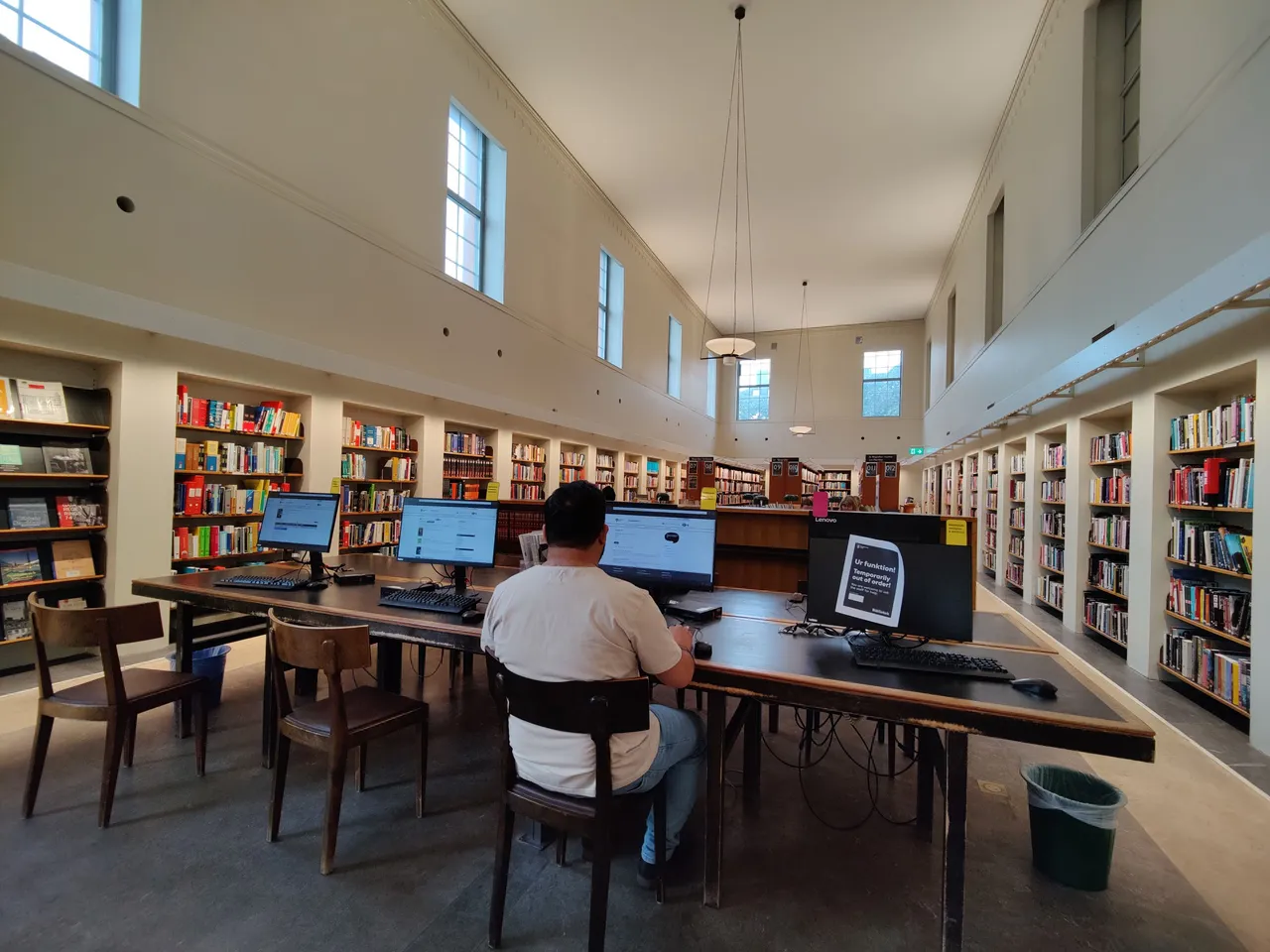 Shahzad Ansari at Stockholm Stadsbibliotek