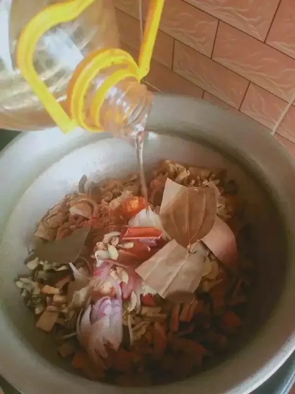 G2RENouvmHZlofXAAtFZdSFubDK~2.jpg