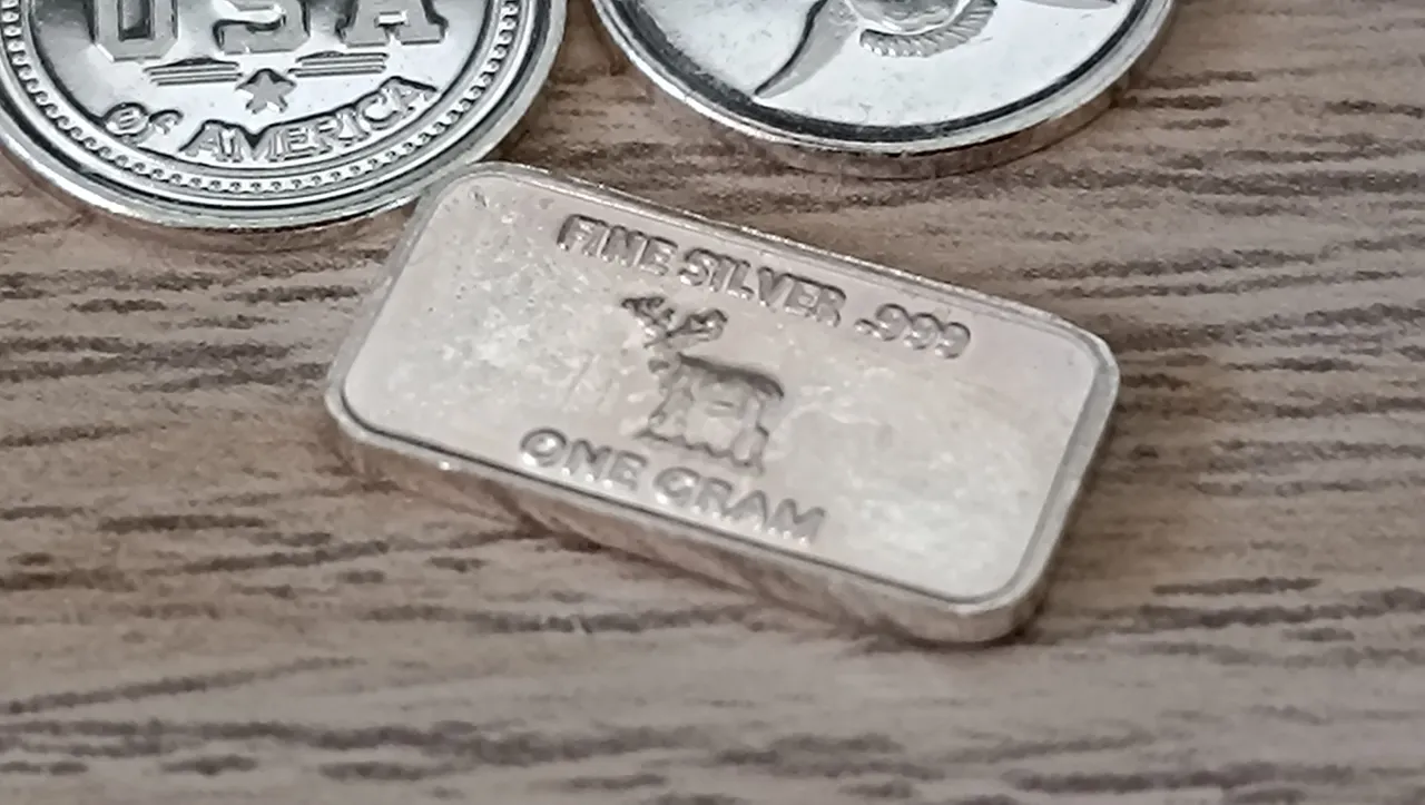 1 gram silver bar (5).jpg