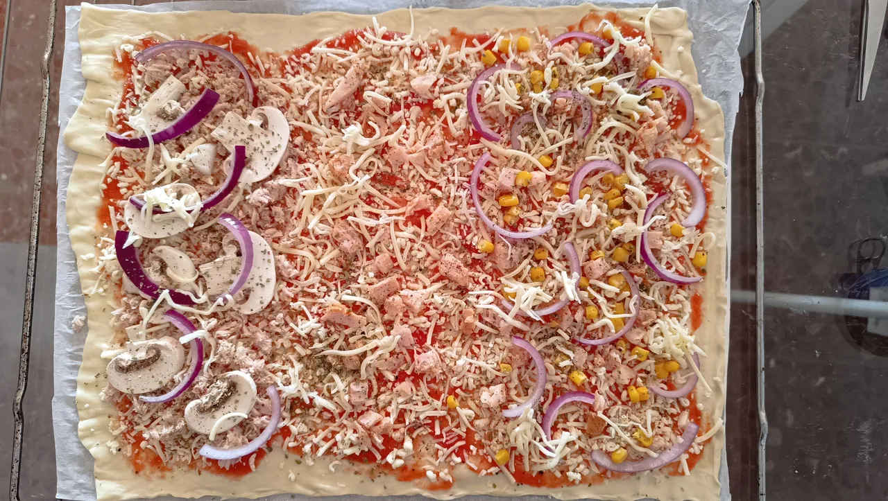 Homemade pizza (2).jpg