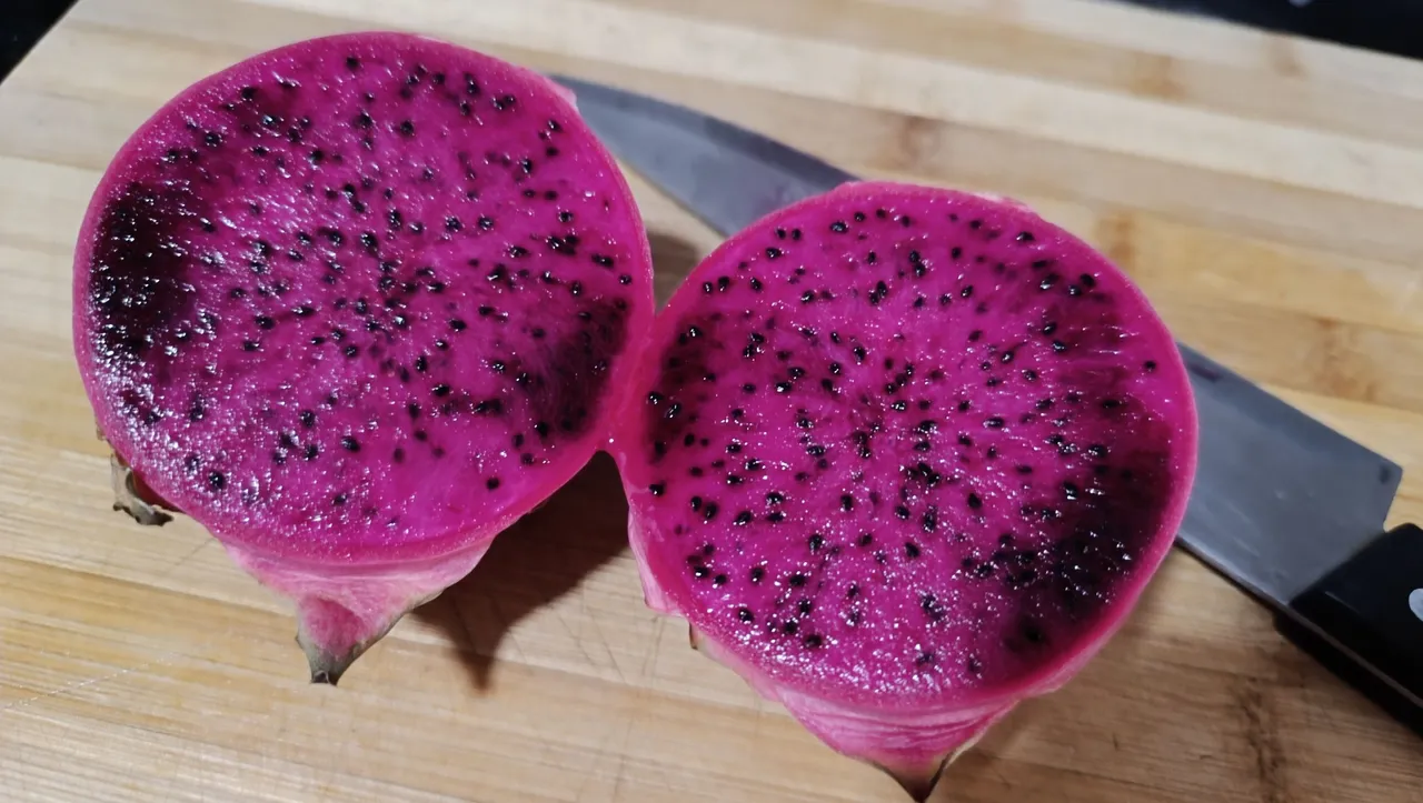 pitaya aka dragonfruit (5).jpg