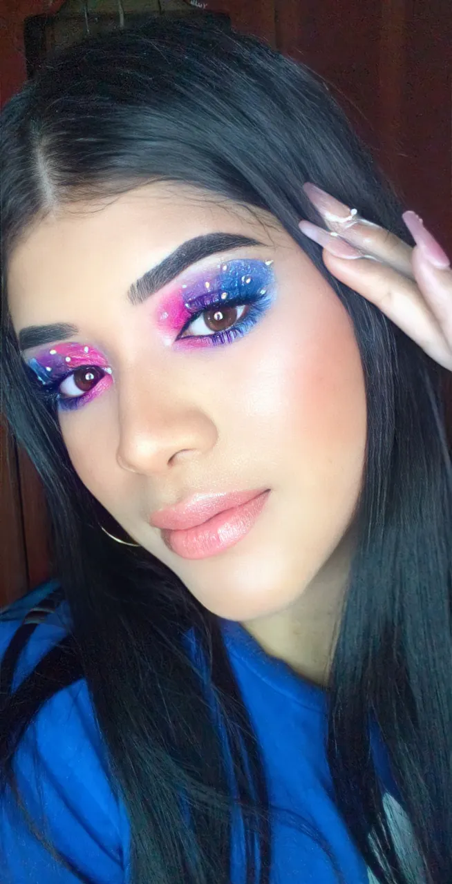 MAQUILLAJE EN TONOS ROSADO, MORADO Y AZUL CON PIEDRITAS??✨ || PIN...